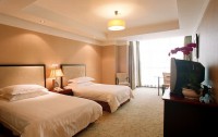   Hengsheng Peninsula International 4*  7