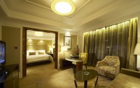   Wyndham Grand Plaza Royale Oriental Shanghai 4*  10