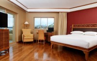   Horizon Resort & Spa 5*  32