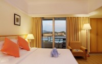   Pearl River Garden Hotel 4*  13