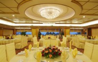   Pearl River Garden Hotel 4*  9