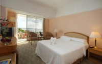   Pearl River Garden Hotel 4*  30