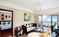   Howard Johnson Resort Sanya Bay 4*  11