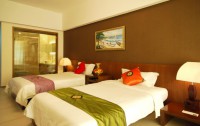   J Hotel (ex. Azure Resort) 4*  7