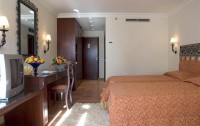   Golden Tulip Farah Khouribga 5*  18