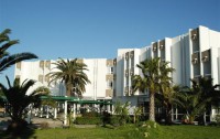   Golden Tulip Farah Safi 4*  1