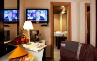   Dellarosa Hotel Suites & Spa 4*  21