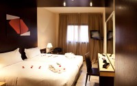   Dellarosa Hotel Suites & Spa 4*  19