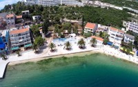 Grand Hotel Neum 4*  2