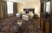 Ani Grand Hotel 4*  5