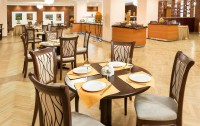 Ani Plaza Hotel 4*  4