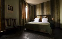   Apricot Hotel & Suites 4*  8