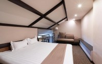   Bass Boutique Hotel 4*  6