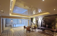   Nairi Hotel 4*  9