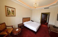   Golden Palace Resort & Spa 5*  8