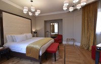   Grand Hotel Yerevan 5*  7