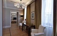 Grand Hotel Yerevan 5*  4