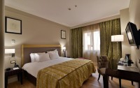   Grand Hotel Yerevan 5*  6