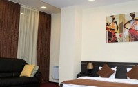   Tomus Hotel 3*  6