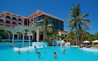   Melia Las Americas 5*  7