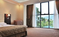 Grand Hotel Gagra 4*  4