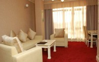   Alp Inn Hotel 4*  9