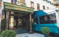   Theatrum Hotel 4*  15