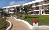   Reef & Beach Resort 3*  6