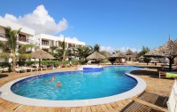   Reef & Beach Resort 3*  1