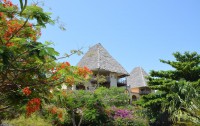   Neptune Pwani Beach Resort & Spa 5*  6