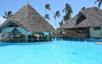   Neptune Pwani Beach Resort & Spa 5*  9