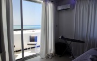   Sunseabar Beach Hotel 4*  10