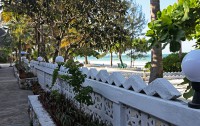   Mermaids Cove Beach Resort & Spa 3*  12