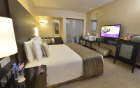   Crowne Plaza 5*  7