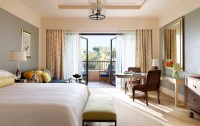   Four Seasons Resort Jumeirah 5*  9