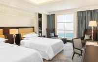 Sheraton Sharjah Beach Resort & Spa 5*  3