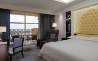   Sheraton Sharjah Beach Resort & Spa 5*  13