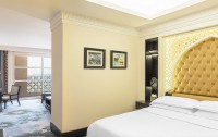   Sheraton Sharjah Beach Resort & Spa 5*  8