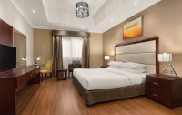 Ramada Hotel & Suites Ajman 4*  5