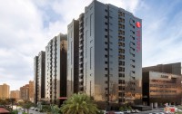   Ramada Hotel & Suites Ajman 4*  1