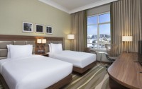 Hilton Garden Inn Dubai Al Muraqabat 4*  2