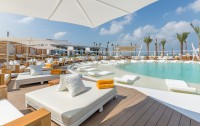   Nikki Beach Resort & Spa Dubai 5*  35