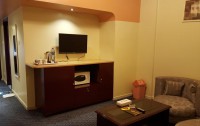   Al Bustan Hotels Flats APT  8