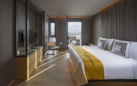 The Residences At Caesars Palace Bluewaters Dubai 5*  3