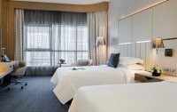   Pearl Rotana Capital Centre 4*  21