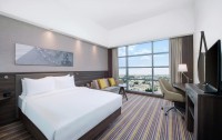   Hampton By Hilton Dubai Airport 3*  13