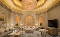   Emirates Palace Abu Dhabi 5*  6