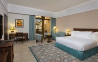   Hilton Al Hamra Beach & Golf Resort 5*  7