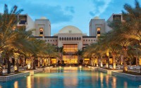   Hilton Ras Al Khaimah Beach Resort 5*  24