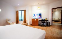   Bm Beach Hotel 4*  13